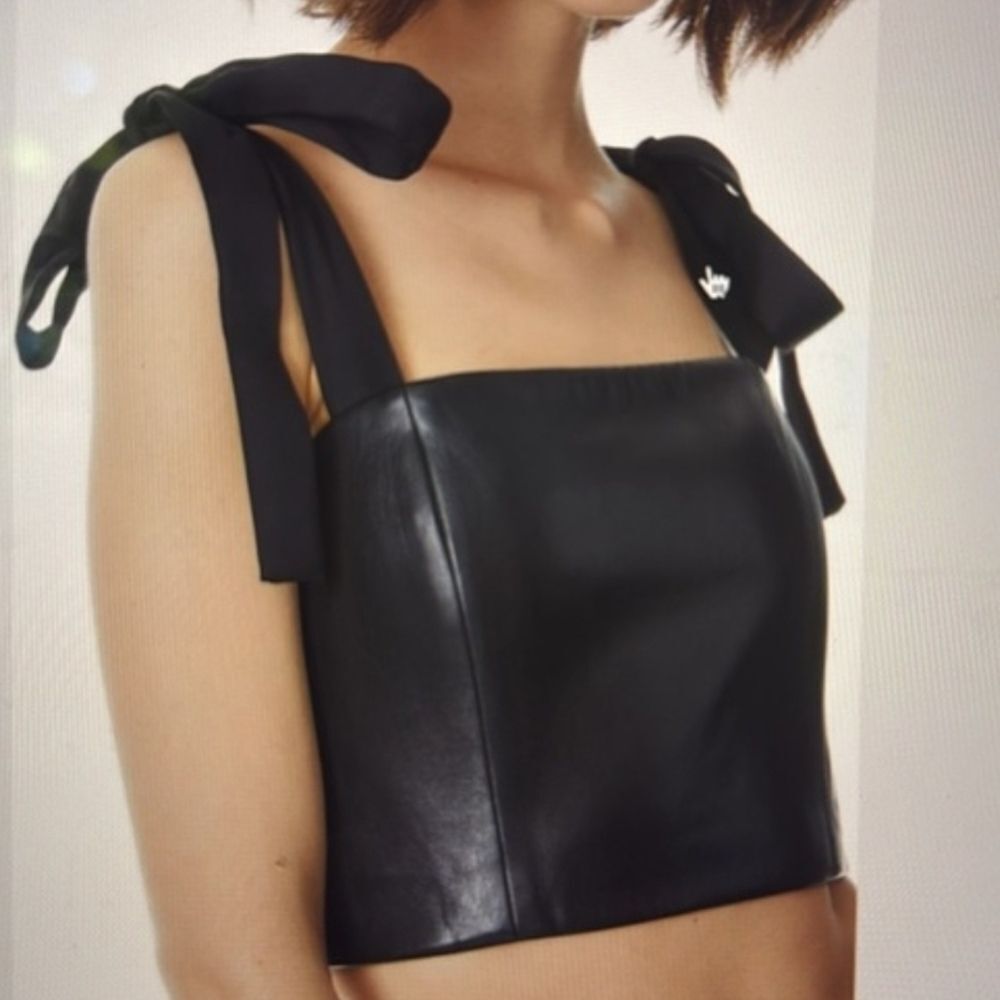 Alice + Olivia Cassidy Vegan Leather Tie Shoulders Top Sz 6